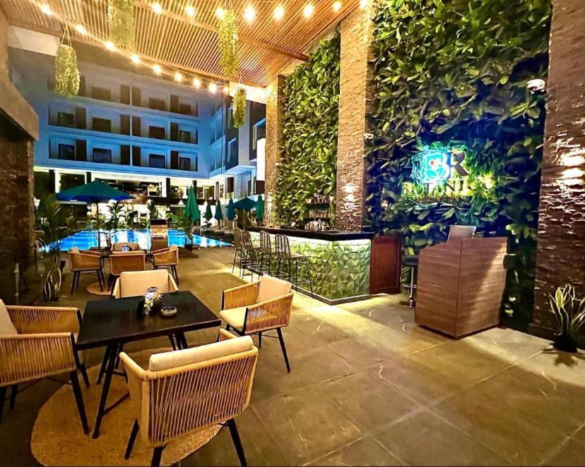Apartament Imperial Pool View