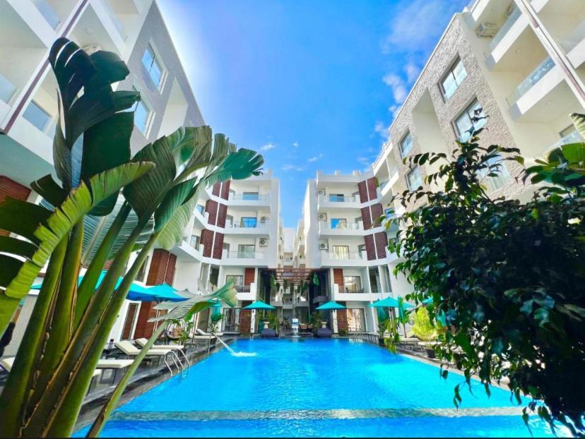 Imperial Pool View * Hurghada